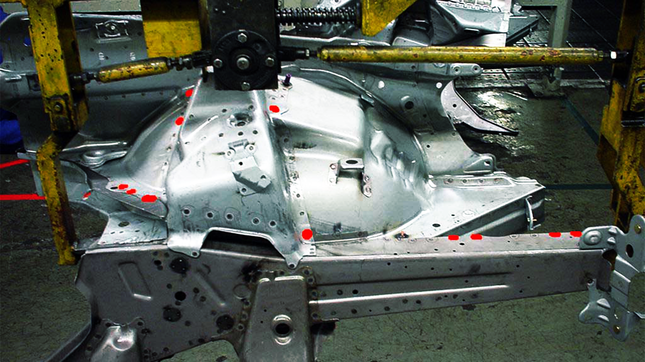 Shop-floor troubleshooting context in automotive manufacturing